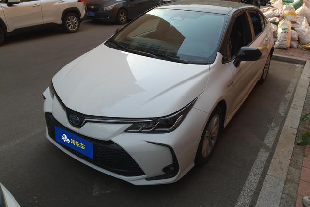 Toyota Corolla 2024 Белый из Китая