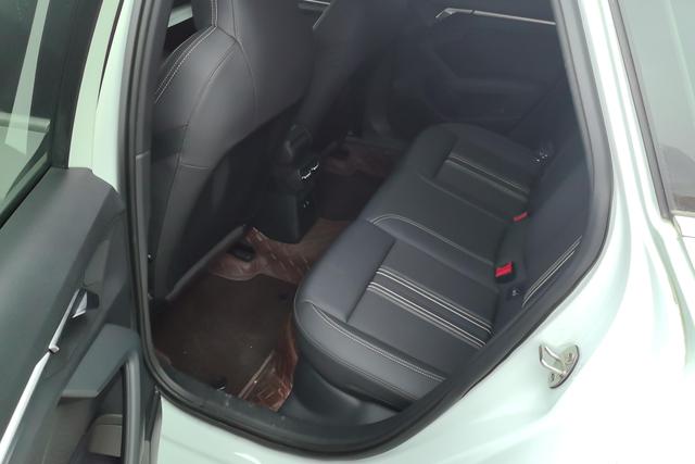 Audi A3 id 4320803 из Китая 12