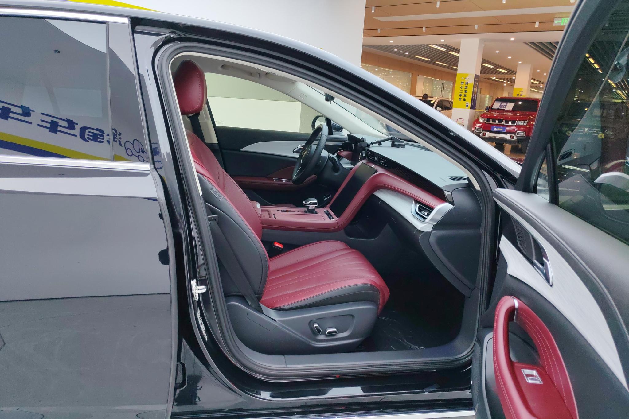 Hongqi H5 2025 1.5T DCT