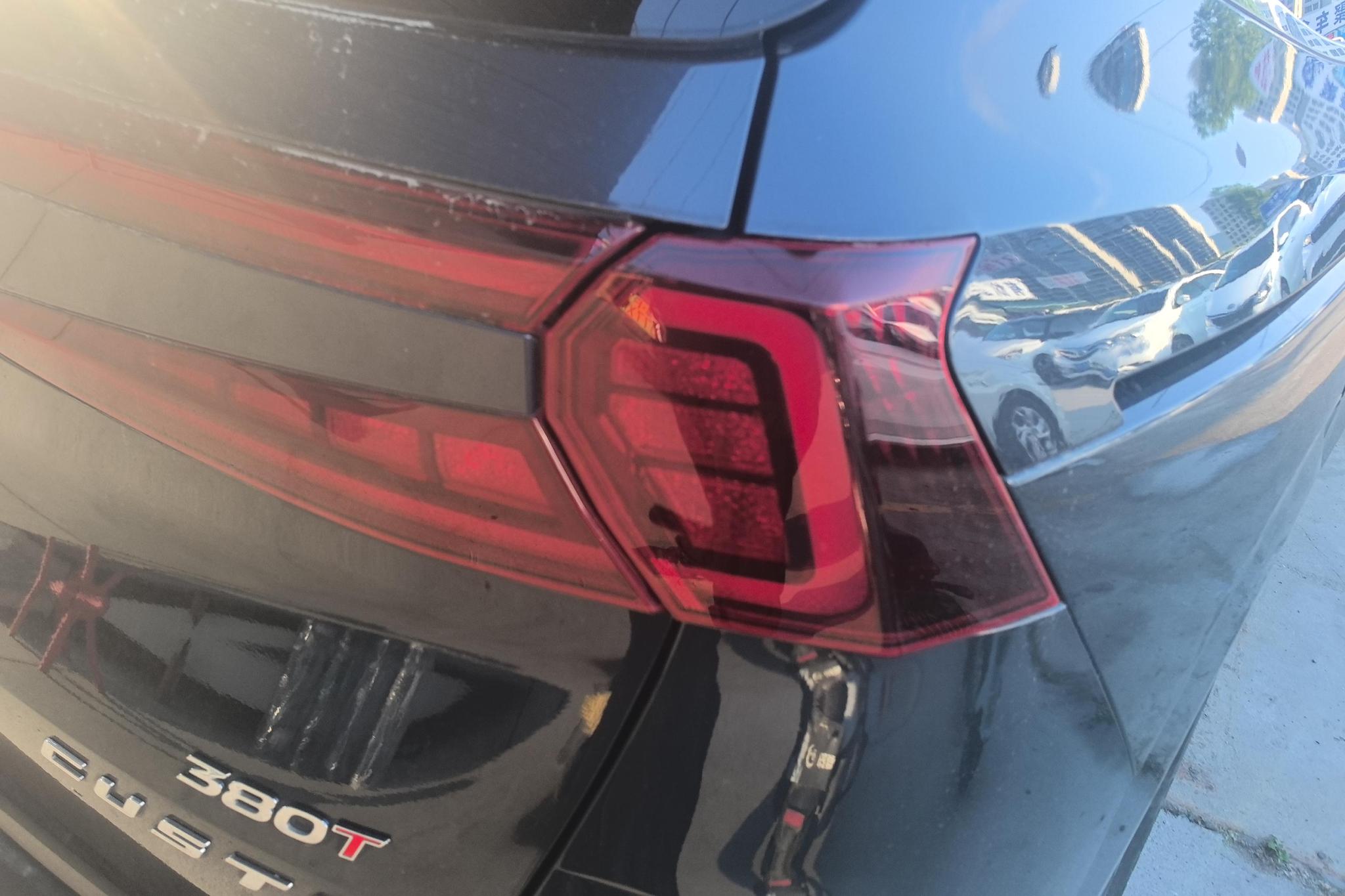 Hyundai Custo 2021 380TGDi Luxury LUX Premium
