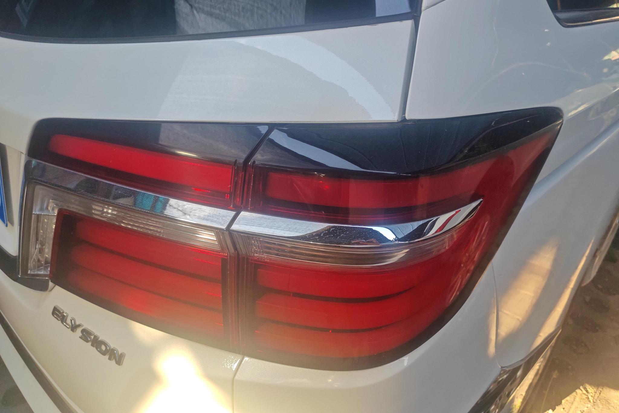 Honda Elysion 2016 2.4L Luxury