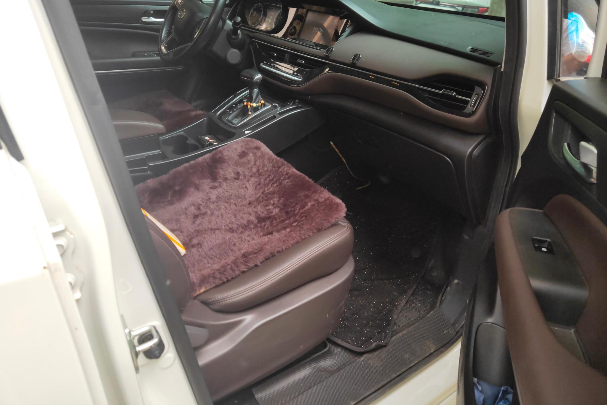 GAC M6 2019 270T AT Premium 7 мест VI