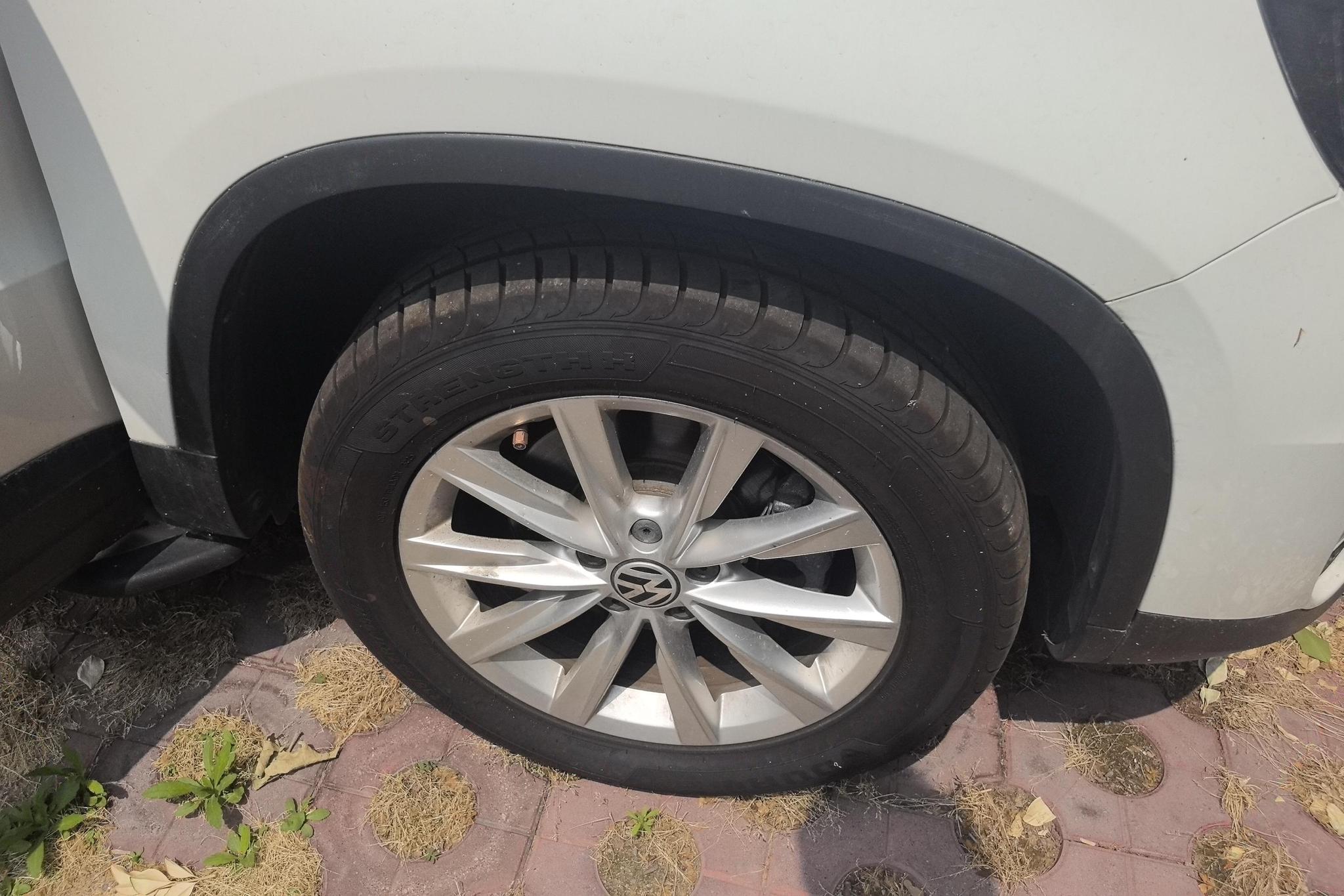 Volkswagen Tiguan 2016 280TSI AT