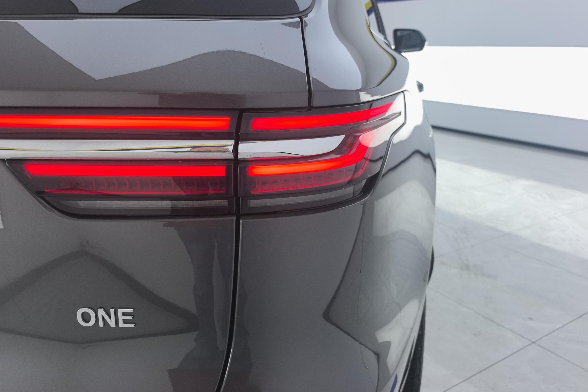 Li Auto ONE 2020 6 мест