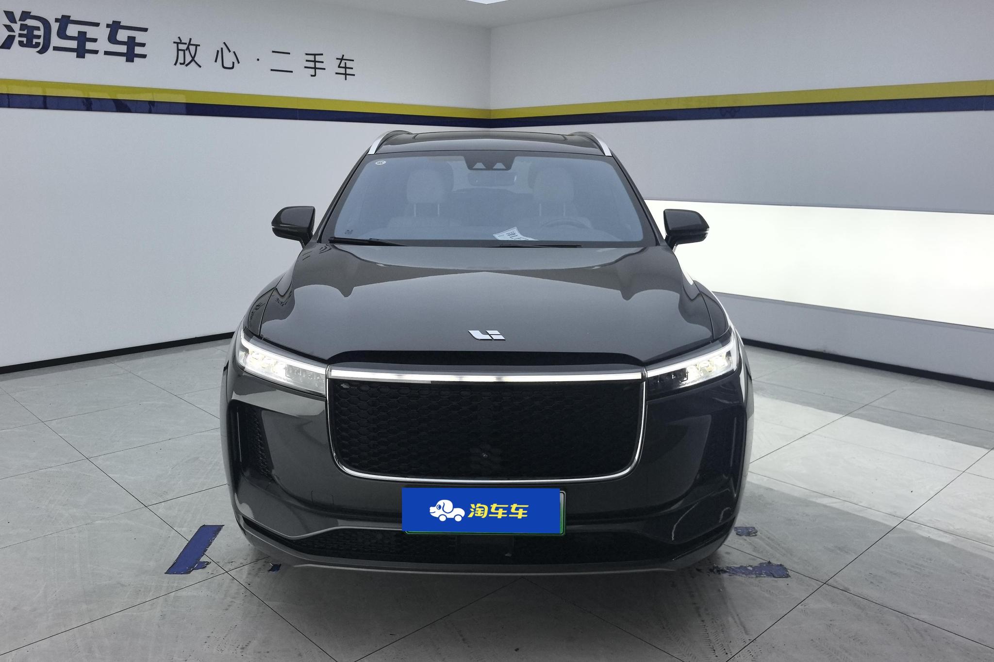 Li Auto ONE 2020 6 мест