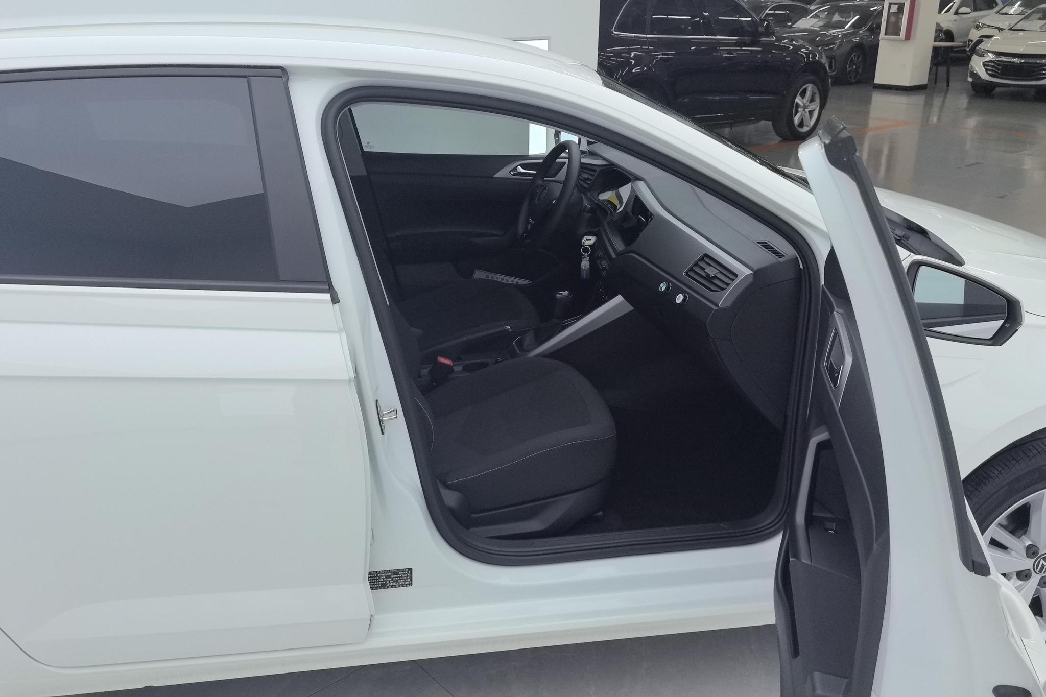 Volkswagen Polo 2021 Plus 1.5L AT