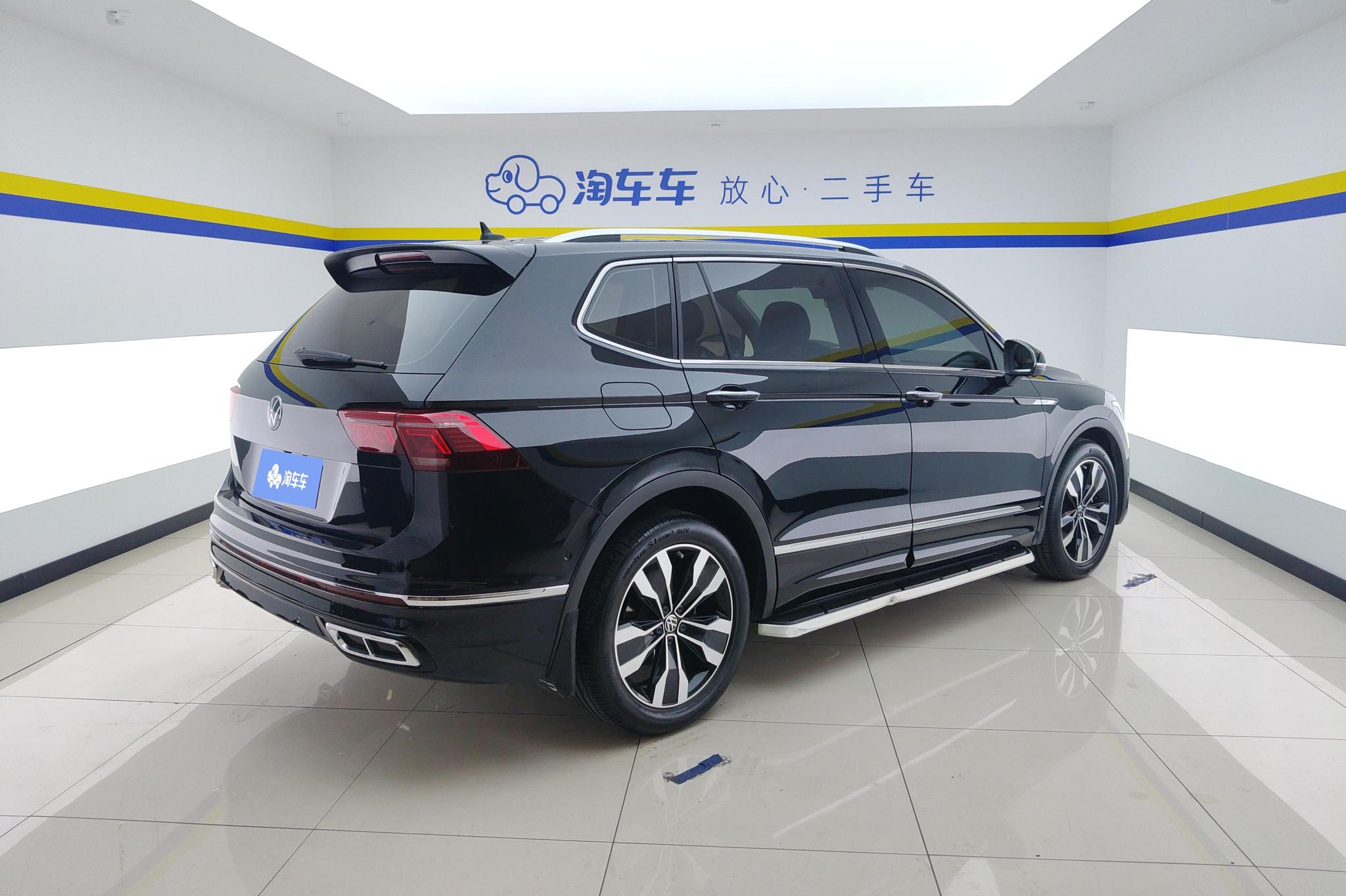 Volkswagen Tiguan L L 2023 330TSI R-Line Flagship
