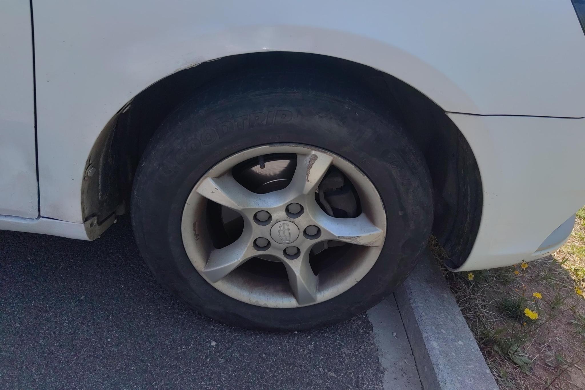 Geely Emgrand 2015 1.5L MT