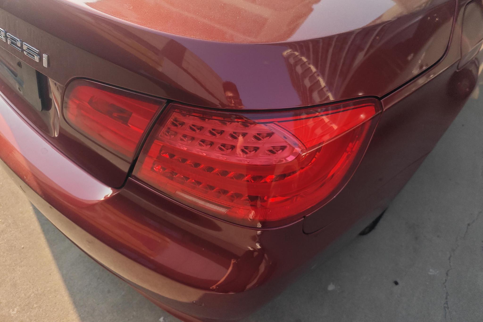 BMW 3 Series 3 2011 325i
