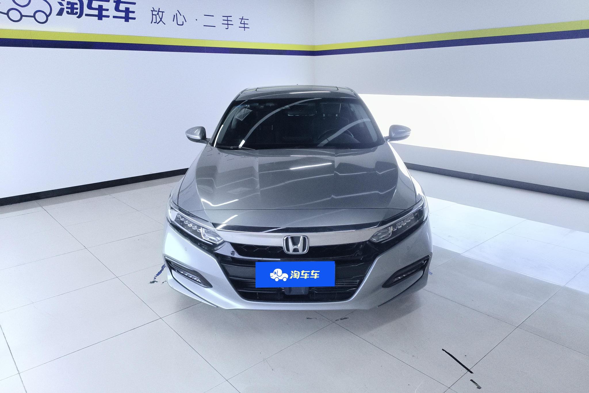 Honda Accord 2018 260TURBO Luxury VI
