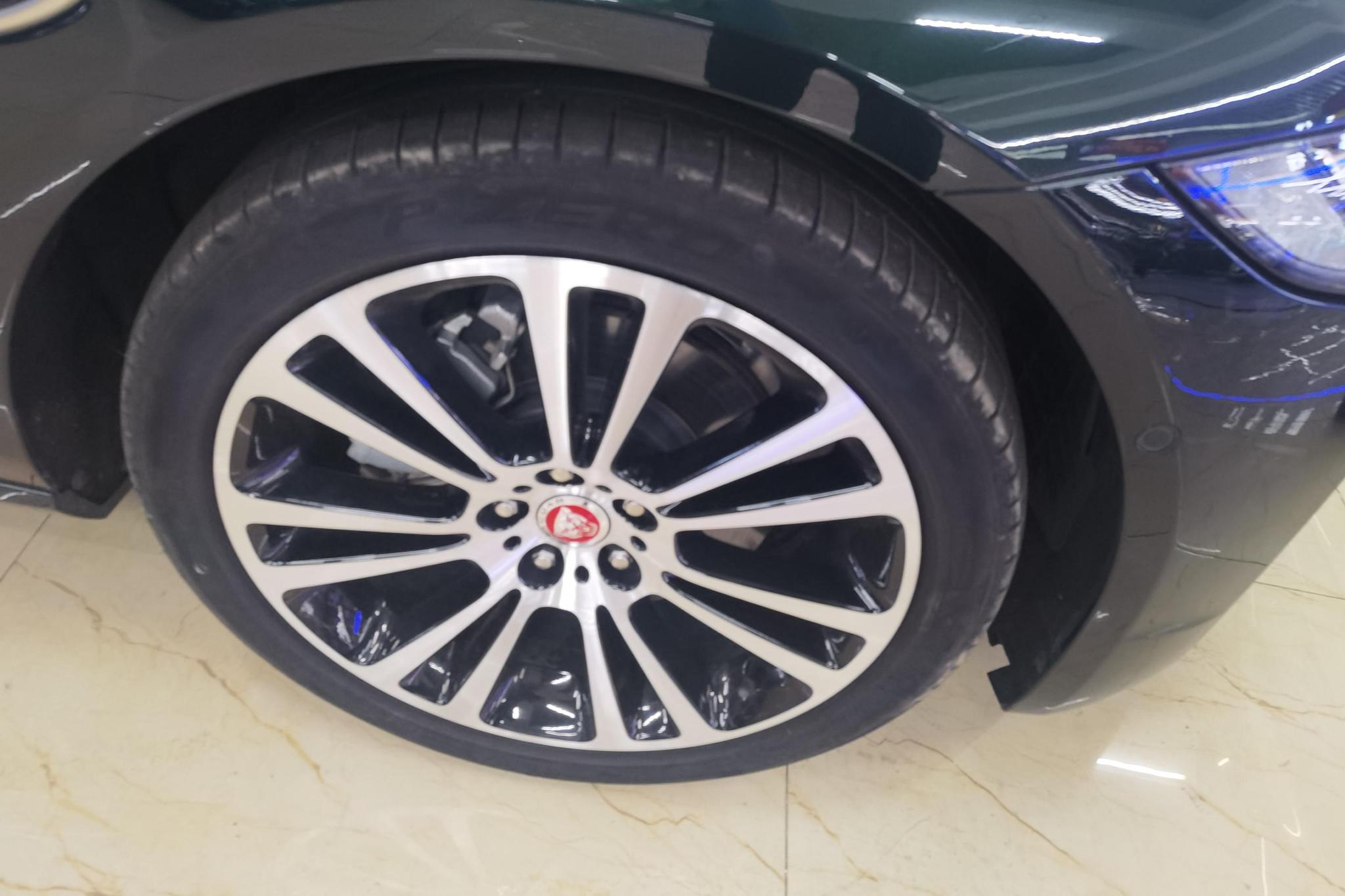 Jaguar XFL 2022 2.0T P250 Premium Luxury