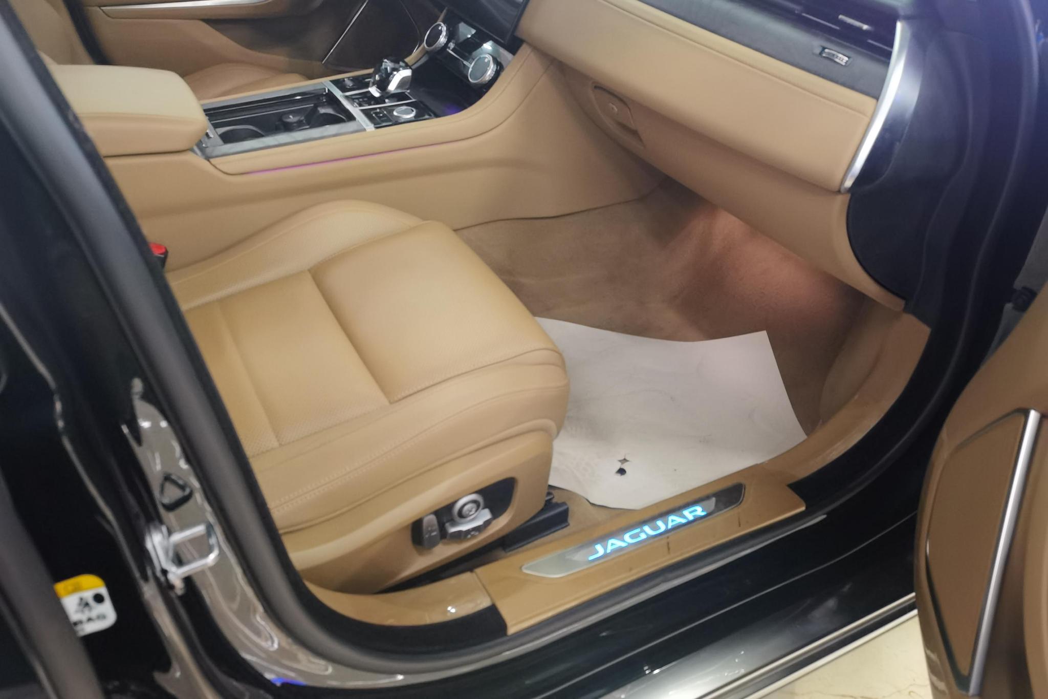 Jaguar XFL 2022 2.0T P250 Premium Luxury