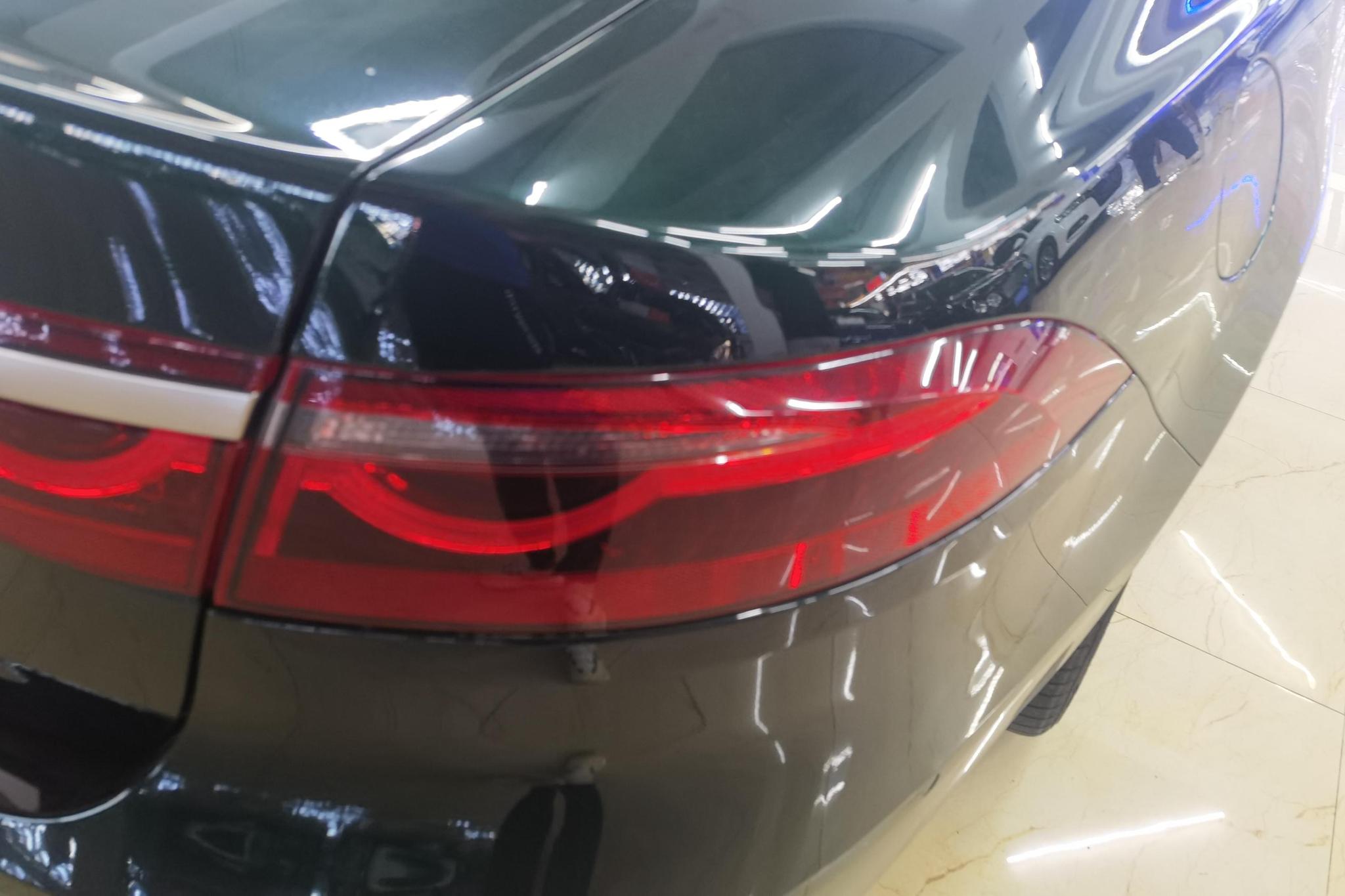 Jaguar XFL 2022 2.0T P250 Premium Luxury