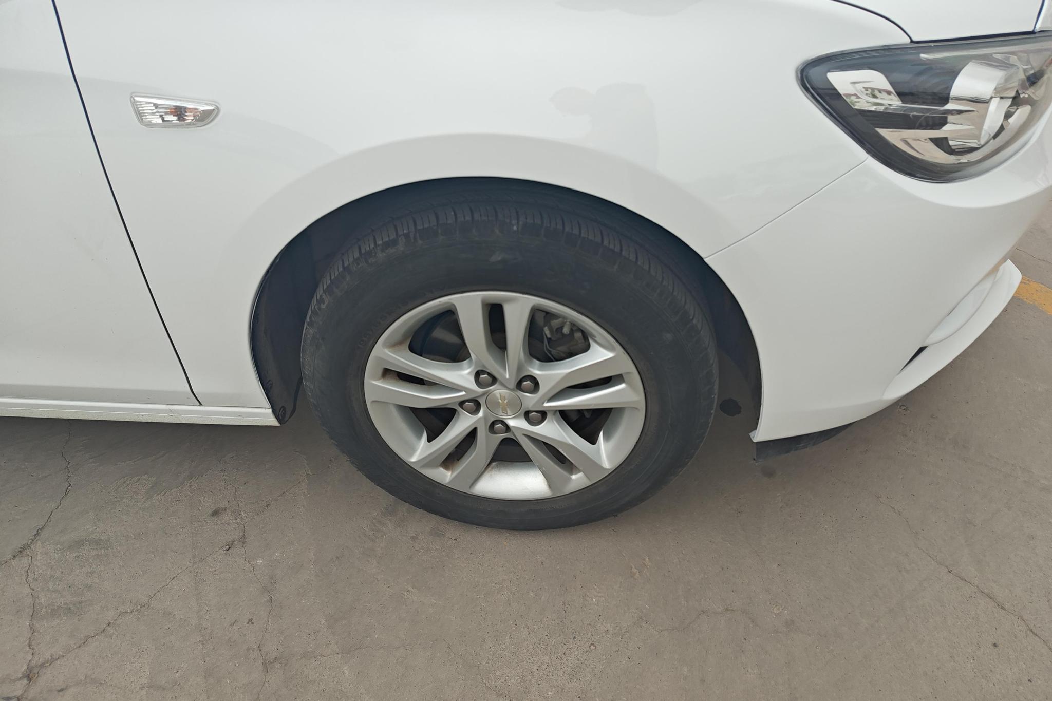 Chevrolet Cavalier 2019 320 AT
