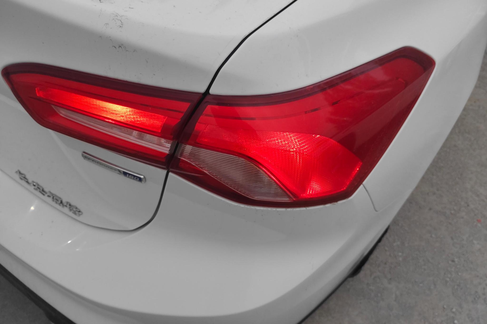 Ford Focus 2021 EcoBoost 180 AT