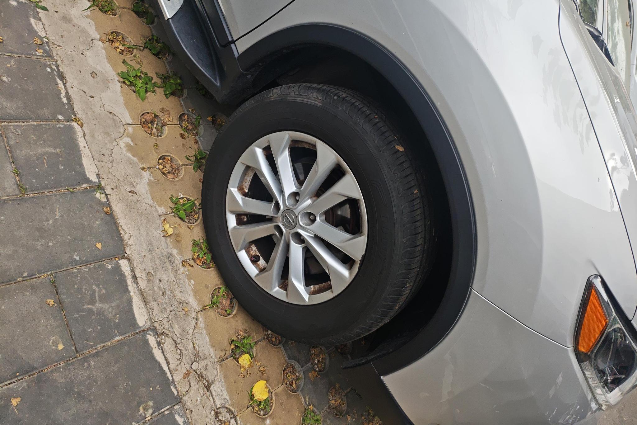 Nissan X-Trail 2014 2.0L CVT Comfort 2WD