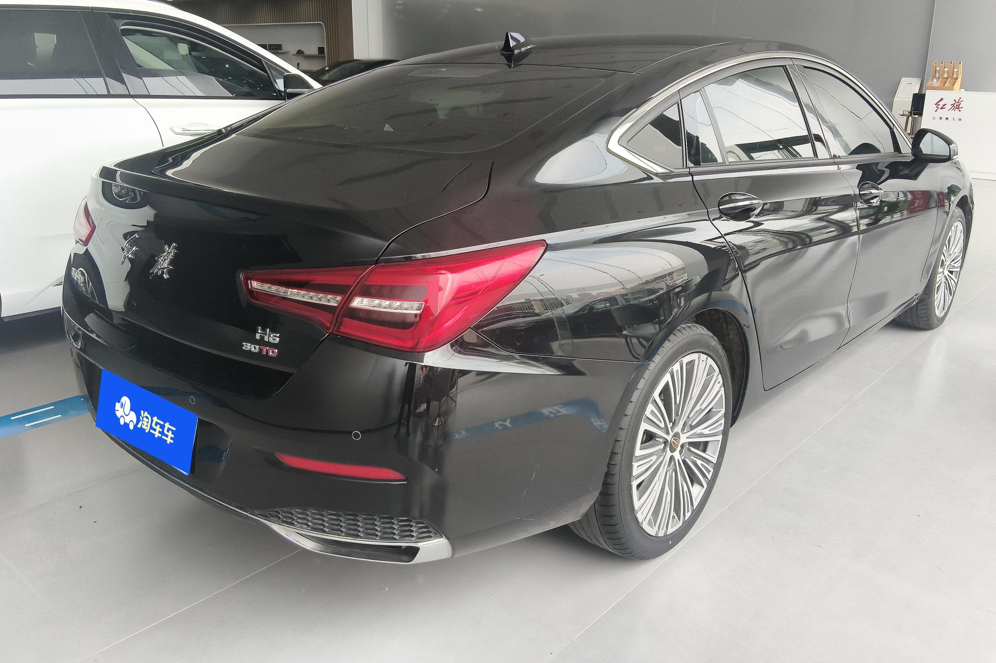 Hongqi H5 2022 1.5T DCT
