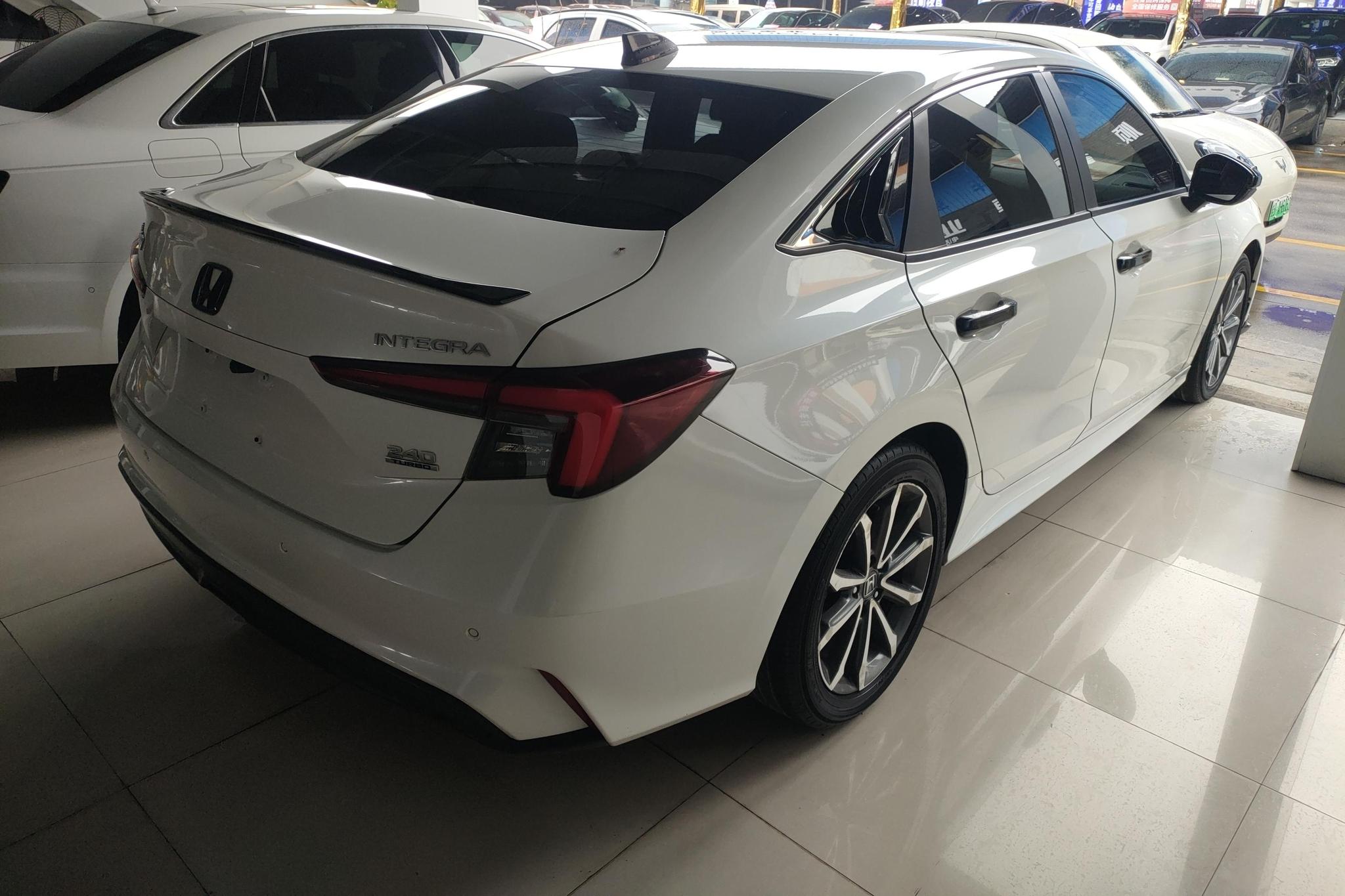 Honda Integra 2023 240TURBO CVT Smart