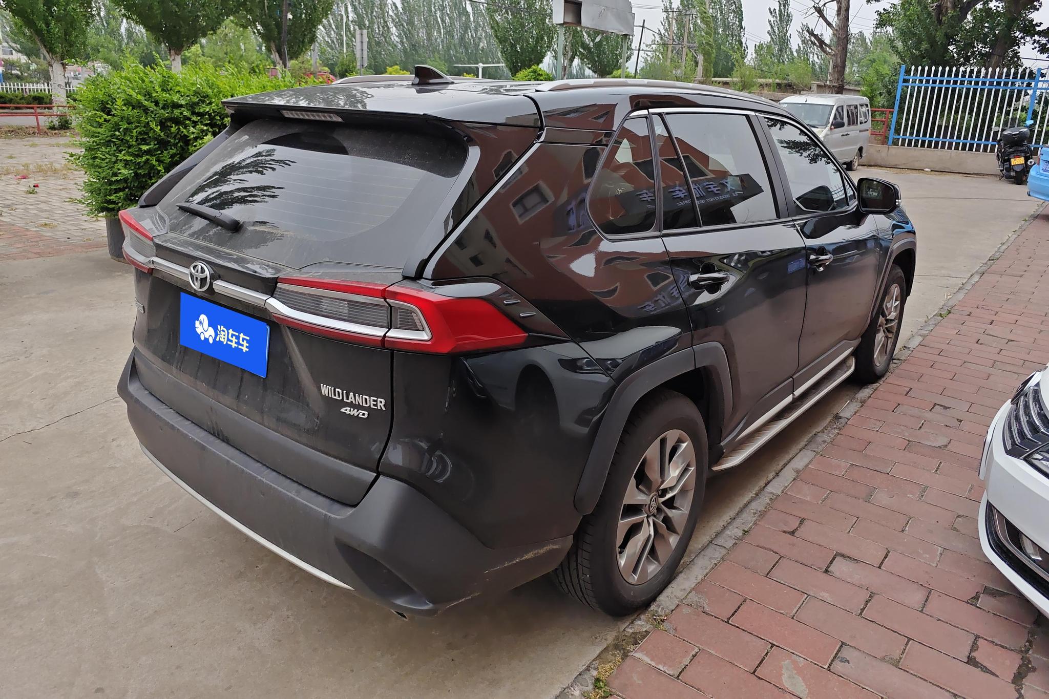 Toyota Wildlander 2022 2.0L Luxury