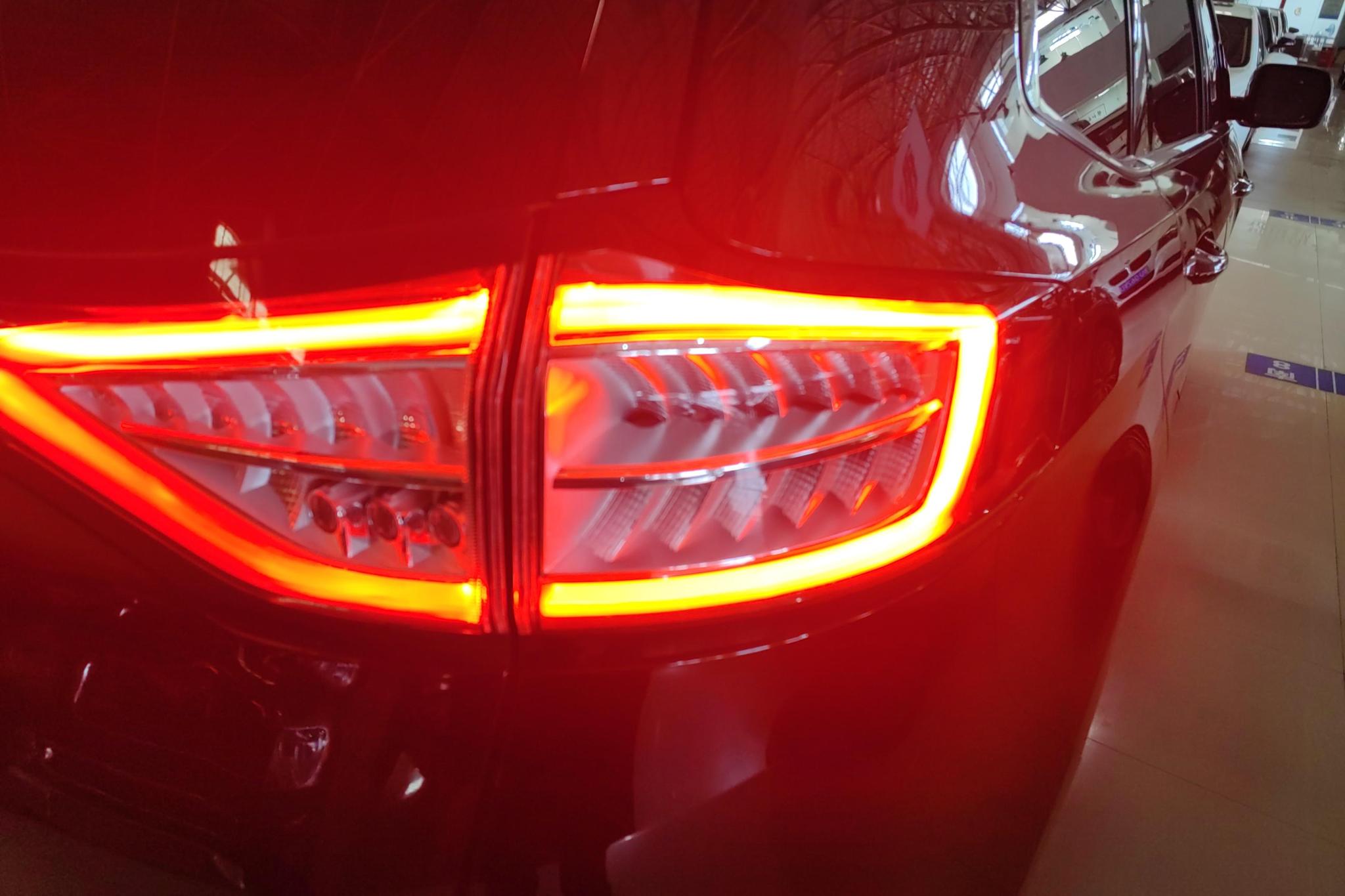 Ford Edge 2018 EcoBoost 245 7 мест V