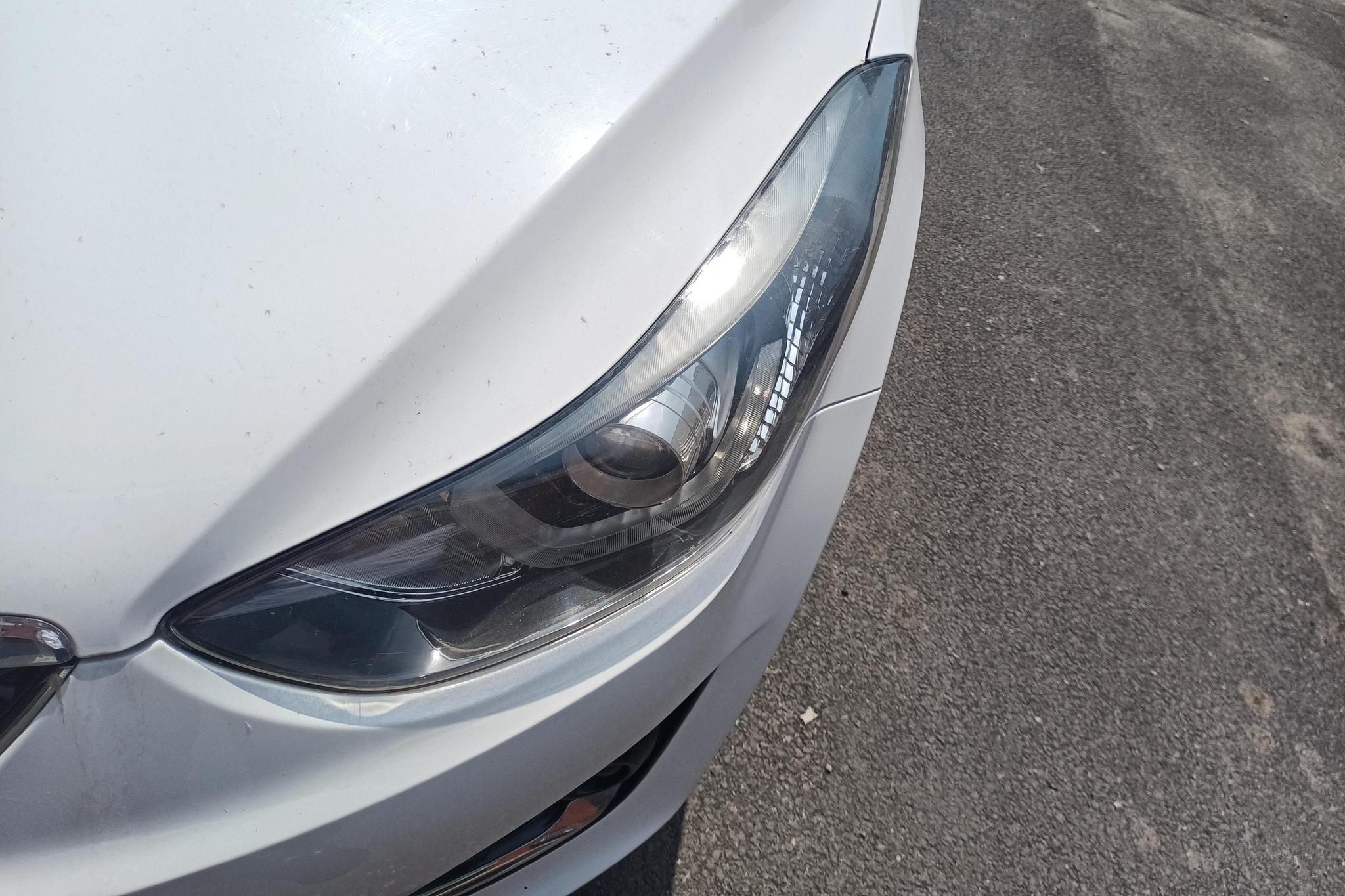 Hyundai Elantra 2016 1.6L AT