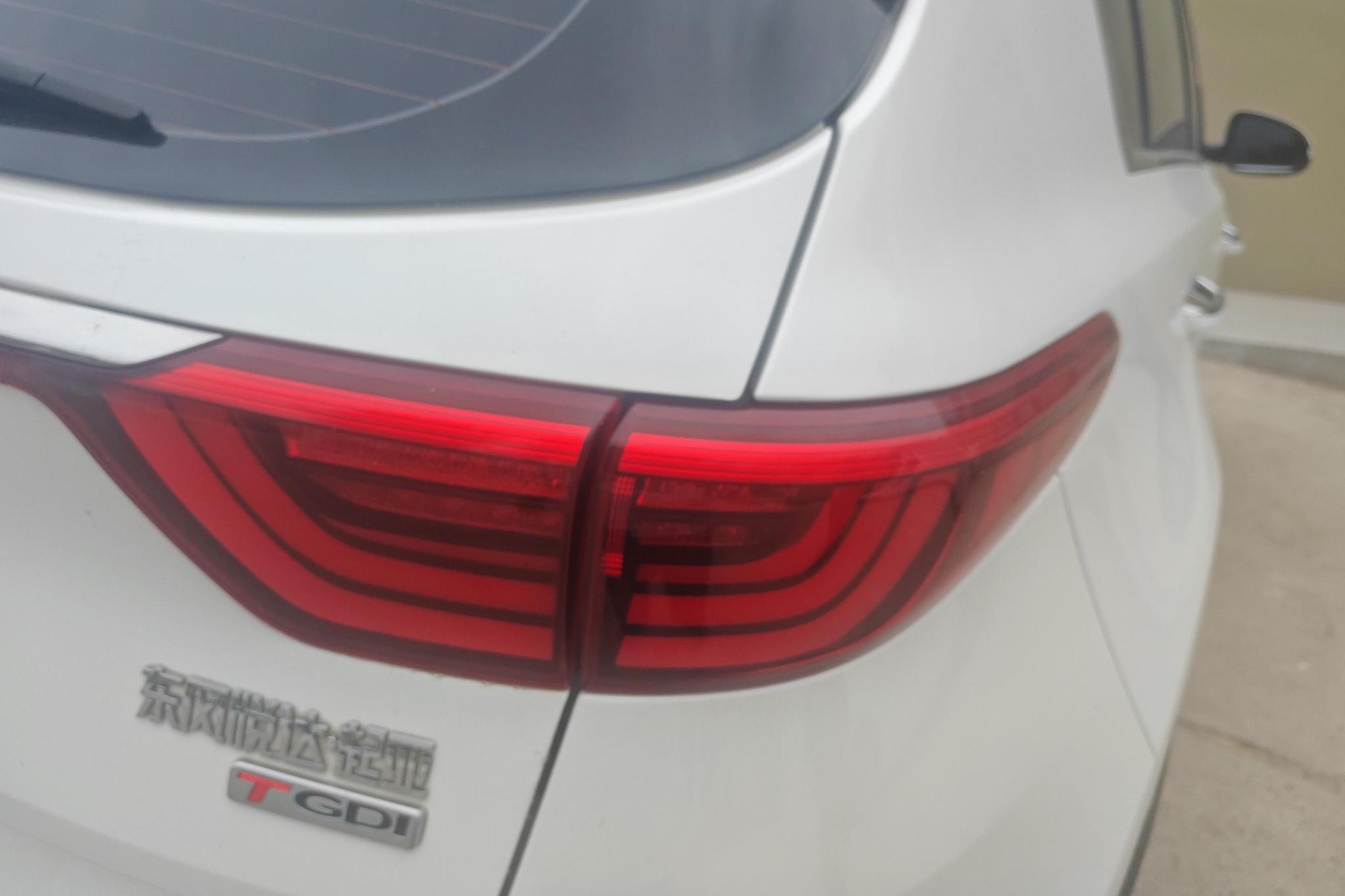 Kia KX5 2016 1.6T AT Premium