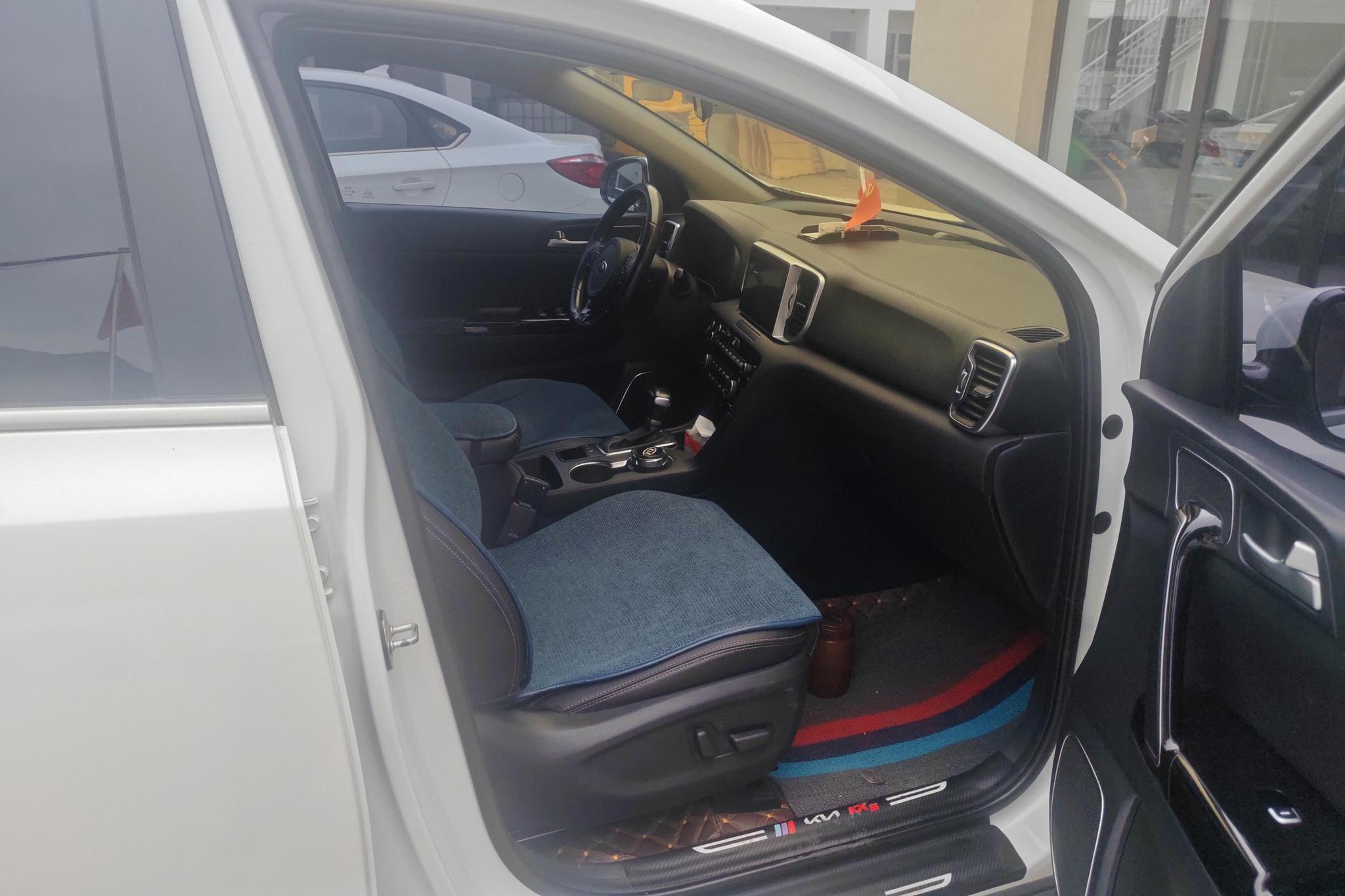 Kia KX5 2016 1.6T AT Premium