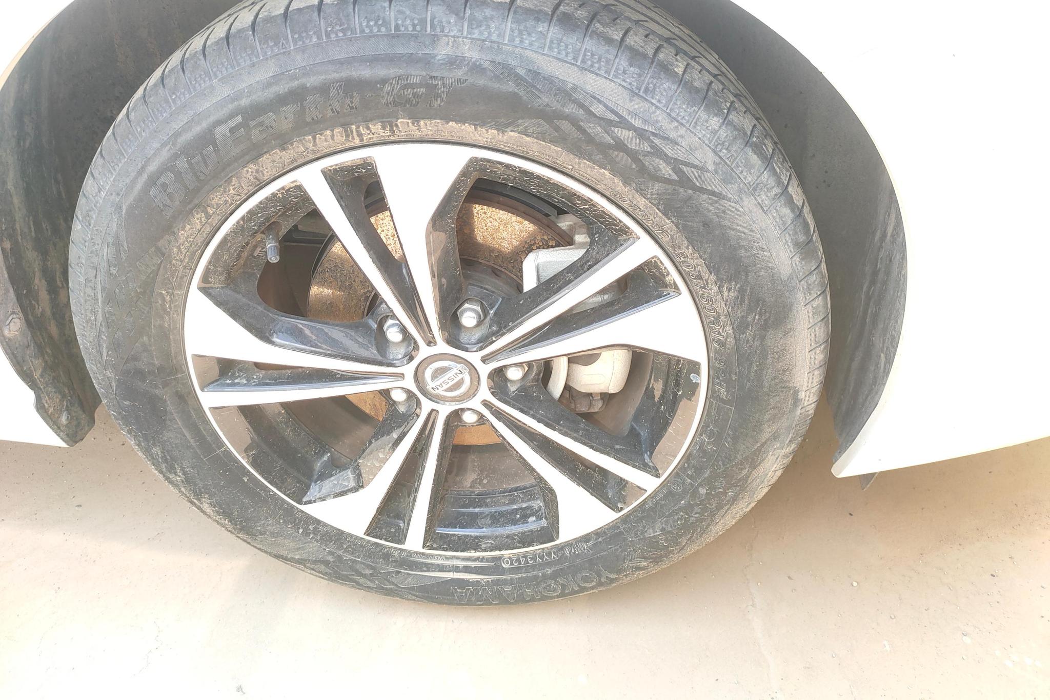 Nissan Sylphy 2021 1.6L XL CVT Enjoy