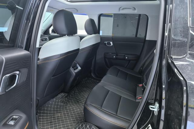 BAIC BJ30 2024 1.5 T DCT 2 WD Pro — фото 16