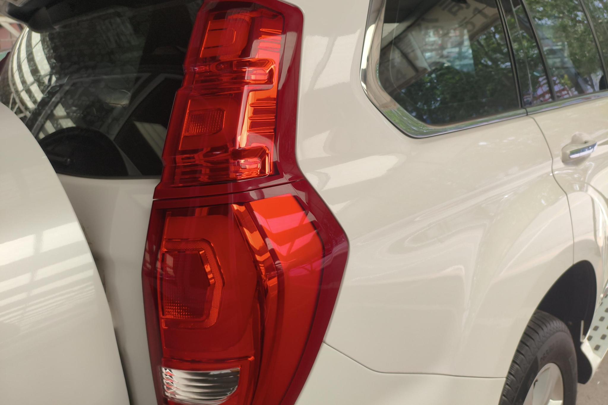 Haval H9 2016 2.0T Luxury 7 мест