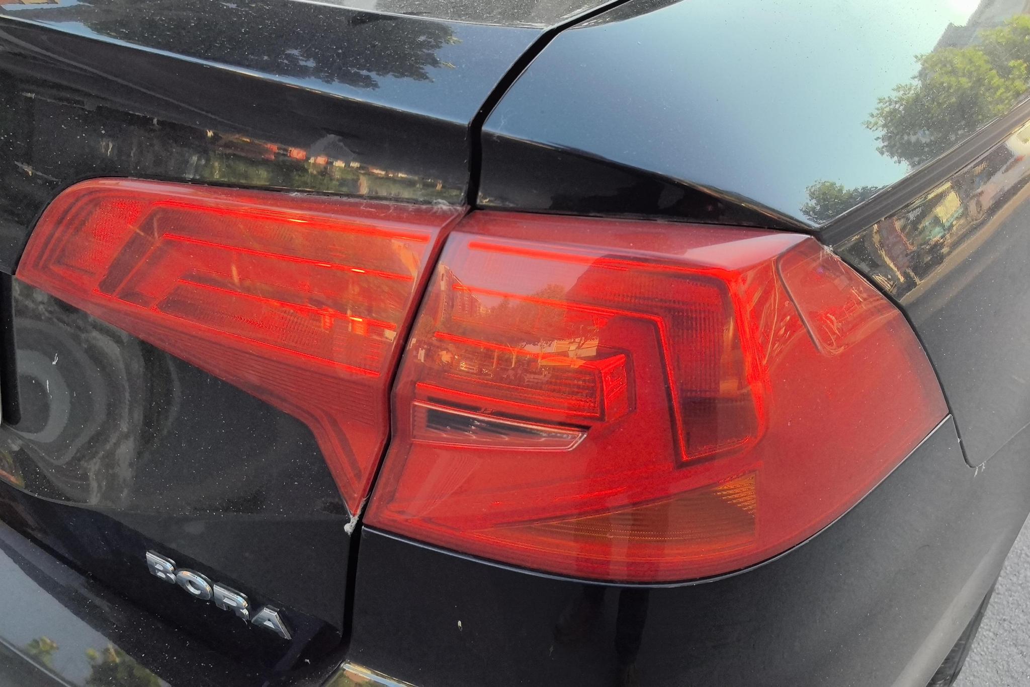 Volkswagen Bora 2017 1.6L MT Fashion