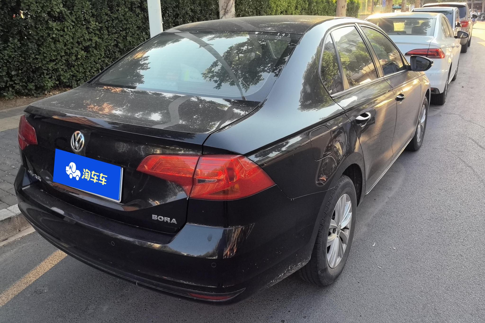Volkswagen Bora 2017 1.6L MT Fashion