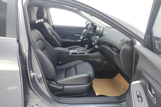 Nissan Sylphy 2023 1.6 L CVT — фото 15