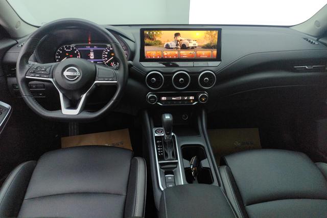 Nissan Sylphy 2023 1.6 L CVT — фото 12