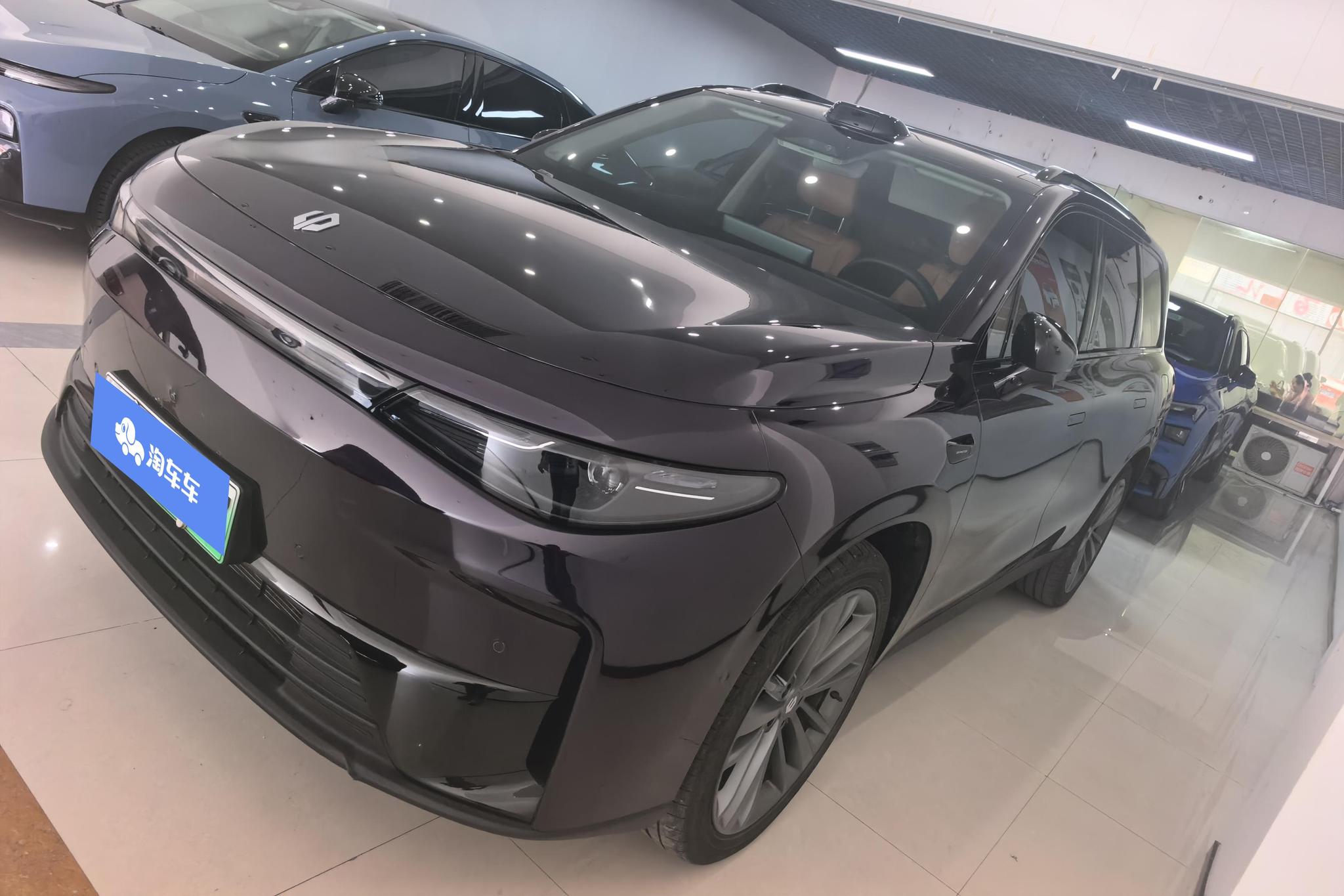 Leapmotor C16