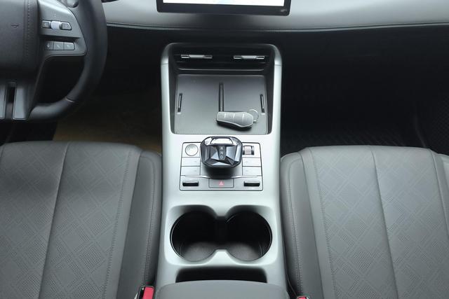 BYD Qin Plus — фото 12