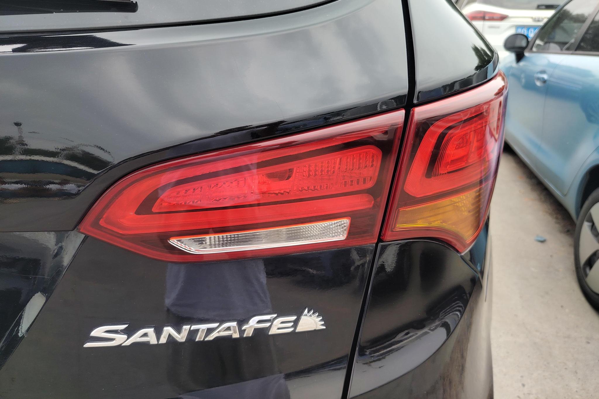 Hyundai Santa Fe 2017 2.0T AT 7 мест