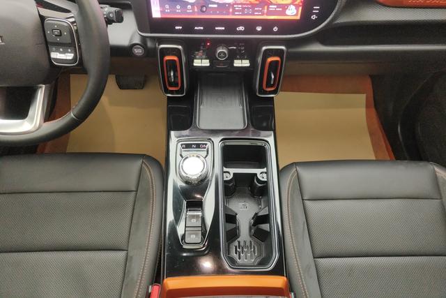Haval Dargo 2022 2.0 T 4 WD — фото 14