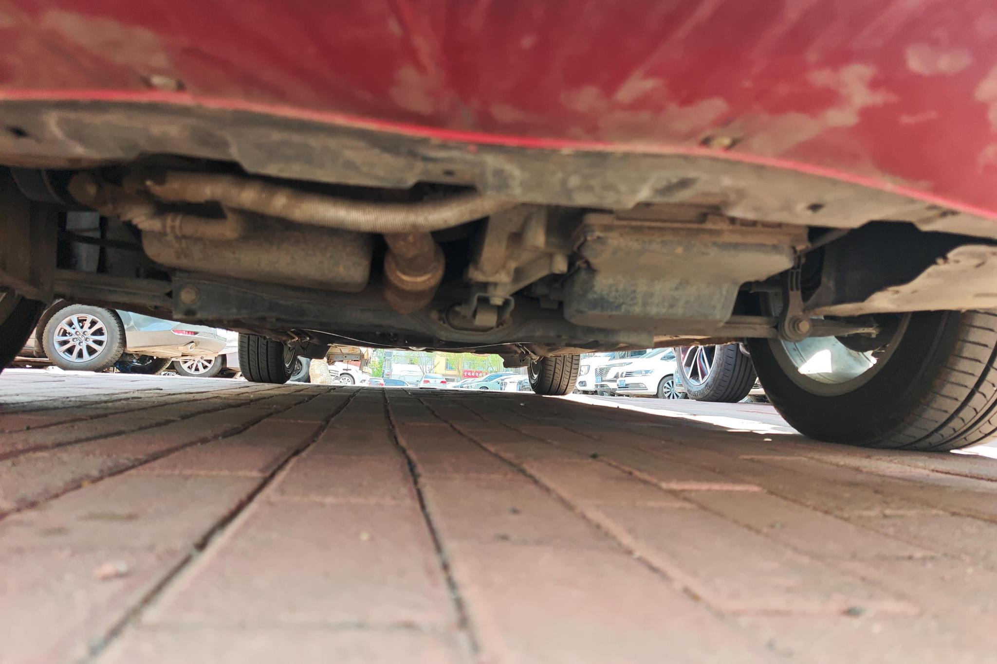 Volkswagen Bora 2013 1.6L AT Comfort