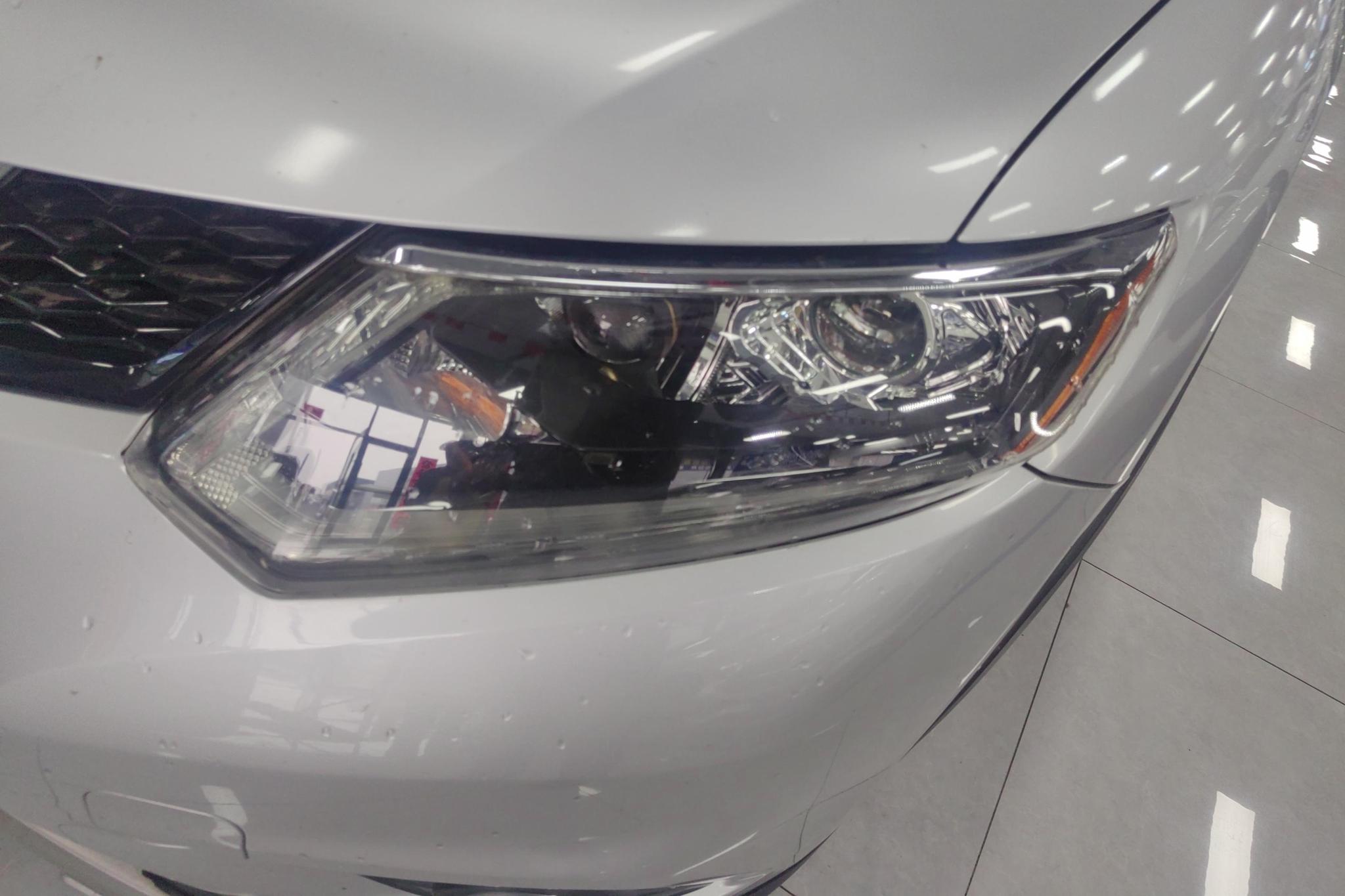 Nissan X-Trail 2014 2.5L CVT Luxury 4WD