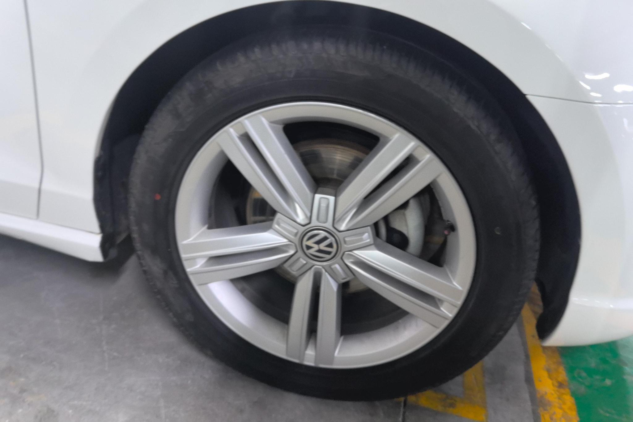 Volkswagen Lamando 2017 280TSI DSG Comfort
