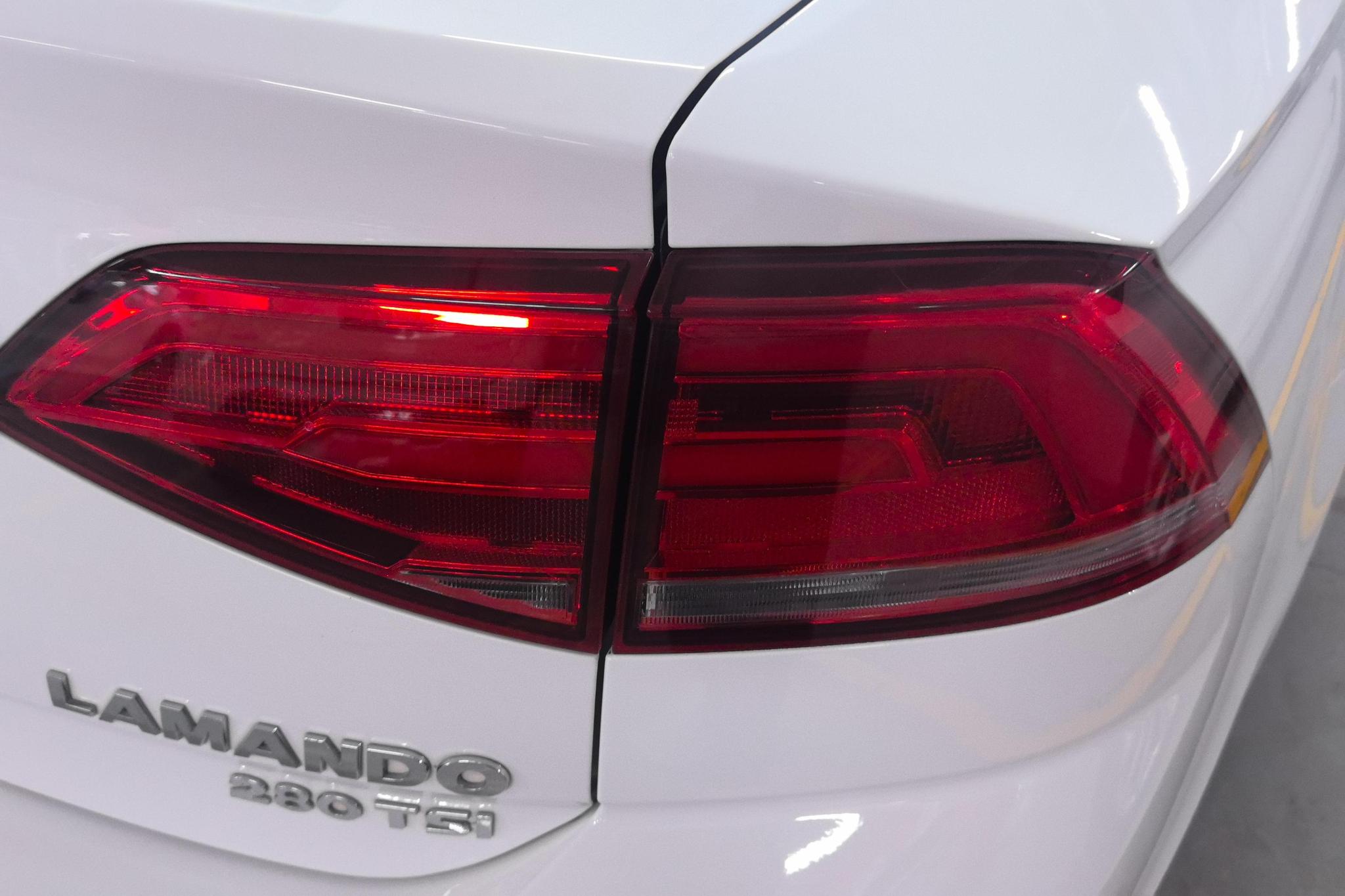 Volkswagen Lamando 2017 280TSI DSG Comfort