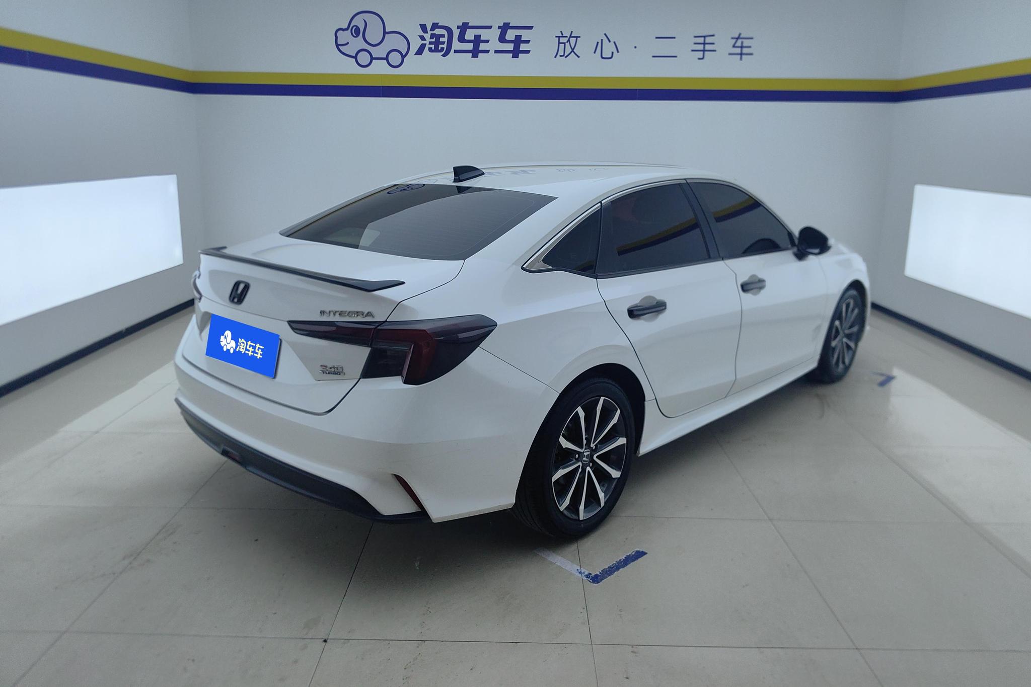 Honda Integra 2023 240TURBO CVT Smart