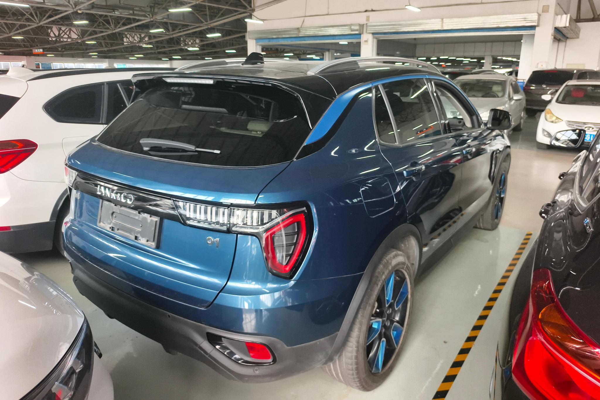Lynk & Co 01 2017 2.0T Pro