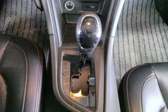 Chery Arrizo 5 2016 1.5 L CVT — фото 15