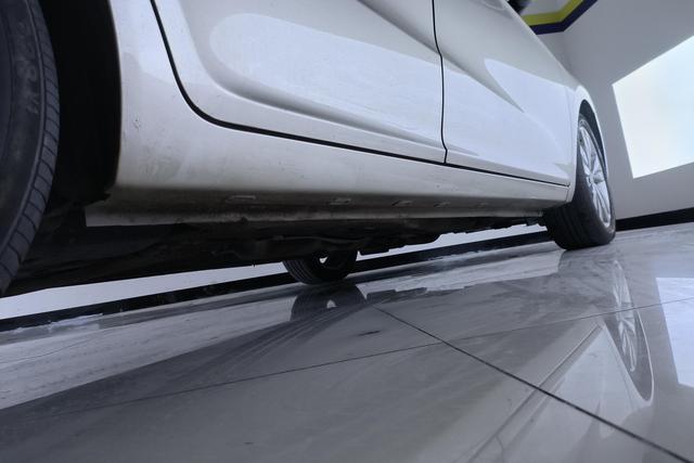 Chery Arrizo 5 2016 1.5 L CVT — фото 9