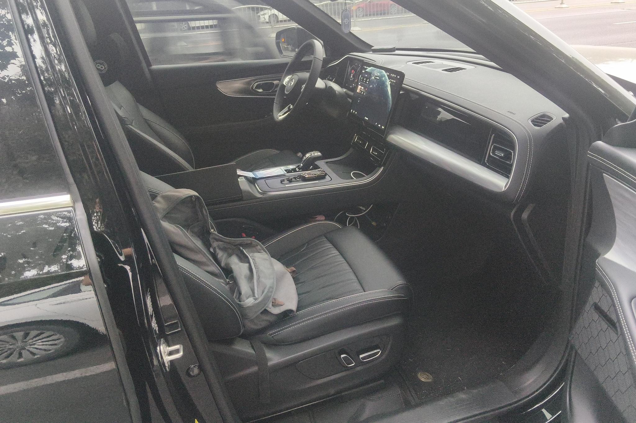 GAC GS8 2025 2.0TGDI 5 мест Luxury