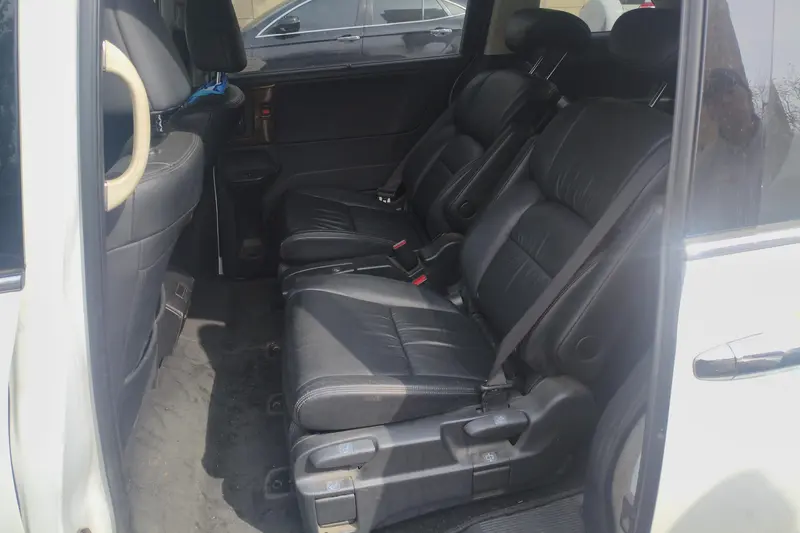 Honda Odyssey — фото 11