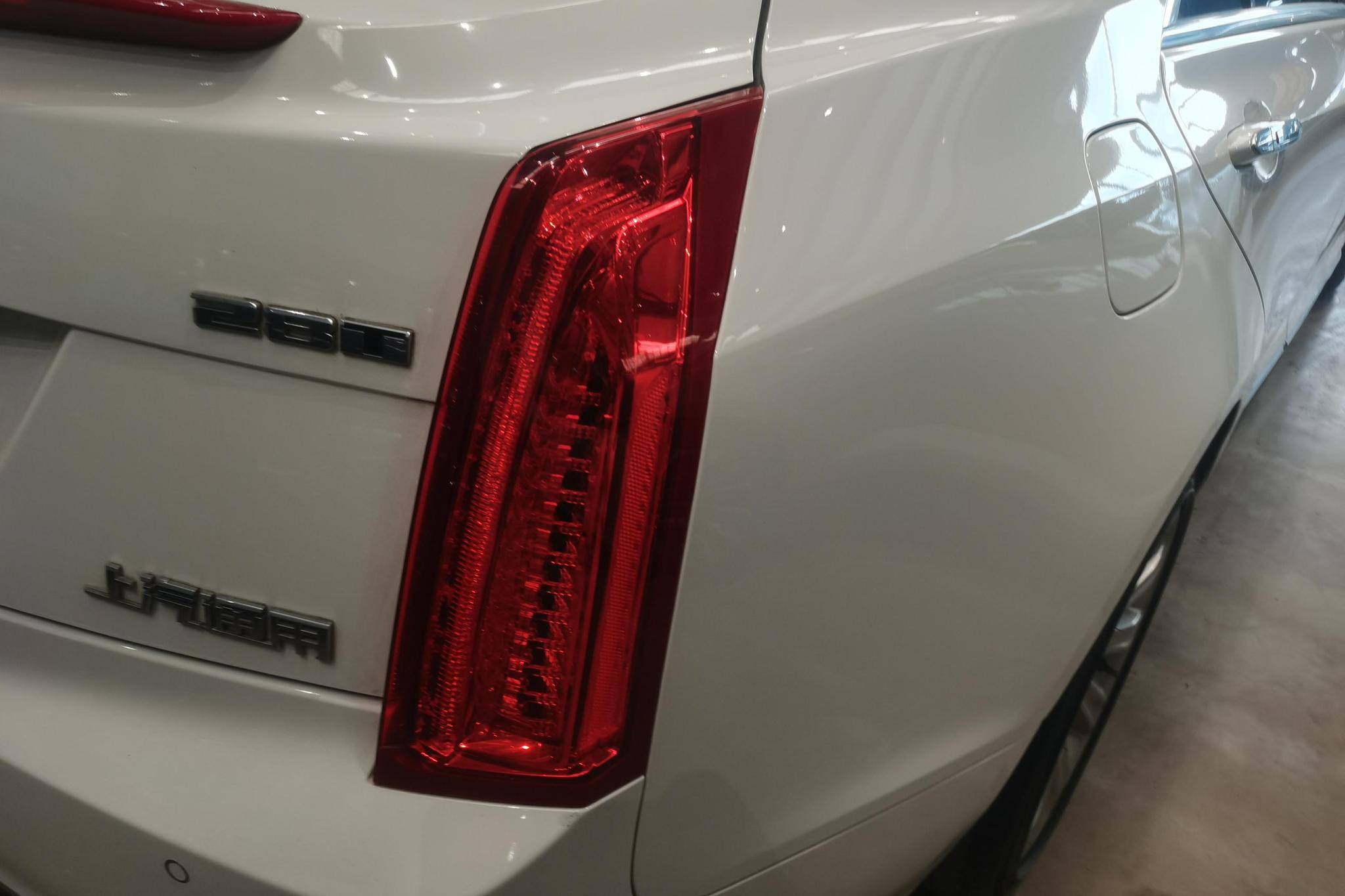 Cadillac ATS-L 2017 28T Fashion