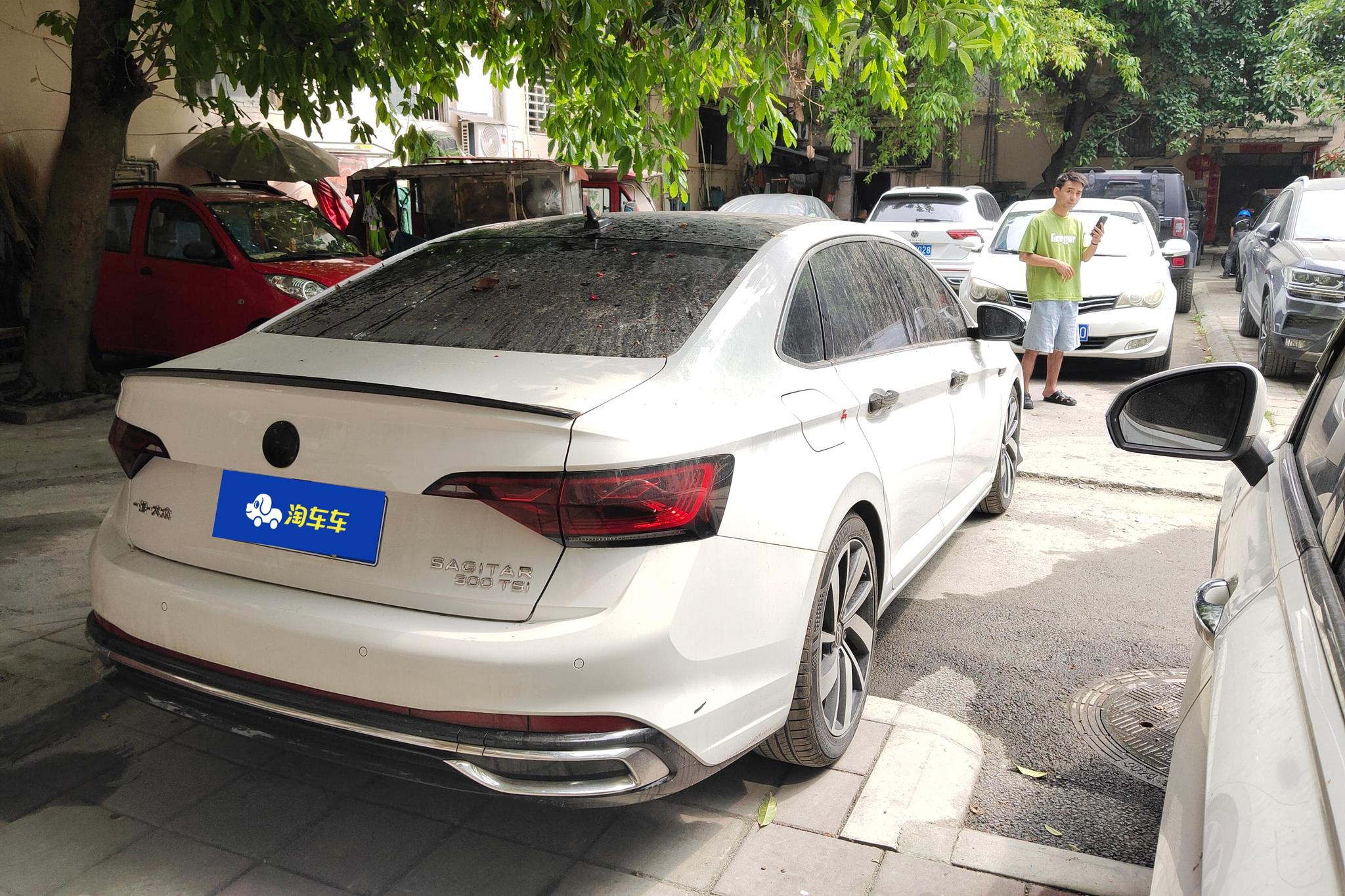 Volkswagen Sagitar 2023 300TSI DSG